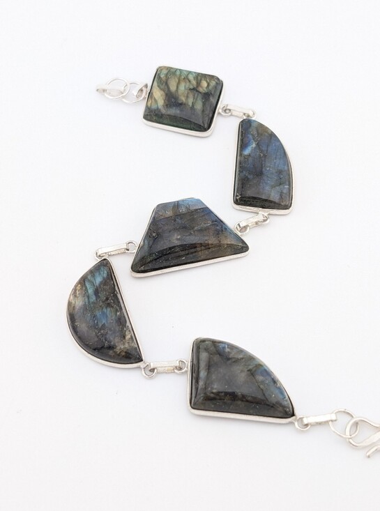 Vintage Jewelry - Labradorite Gemstone Bracelet - Silver Plated Bohemian Jewelry